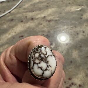 Peter Johnson Navajo white buffalo turquoise ring size 6